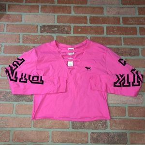 Pink Victoria’s Secret pink vneck